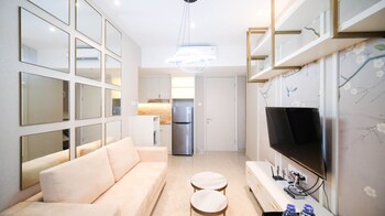 enchanting and beautiful 2br apartment at supermall mansion benson tower