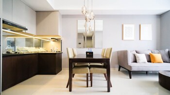 tidy and spacious 2br at grand sungkono lagoon apartment