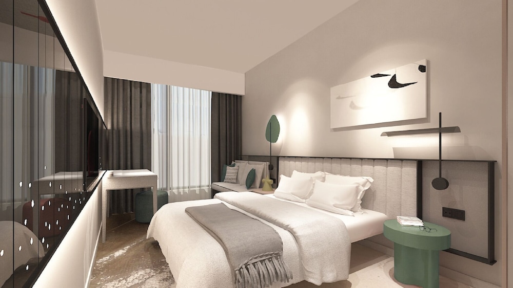 sleeping lion suites