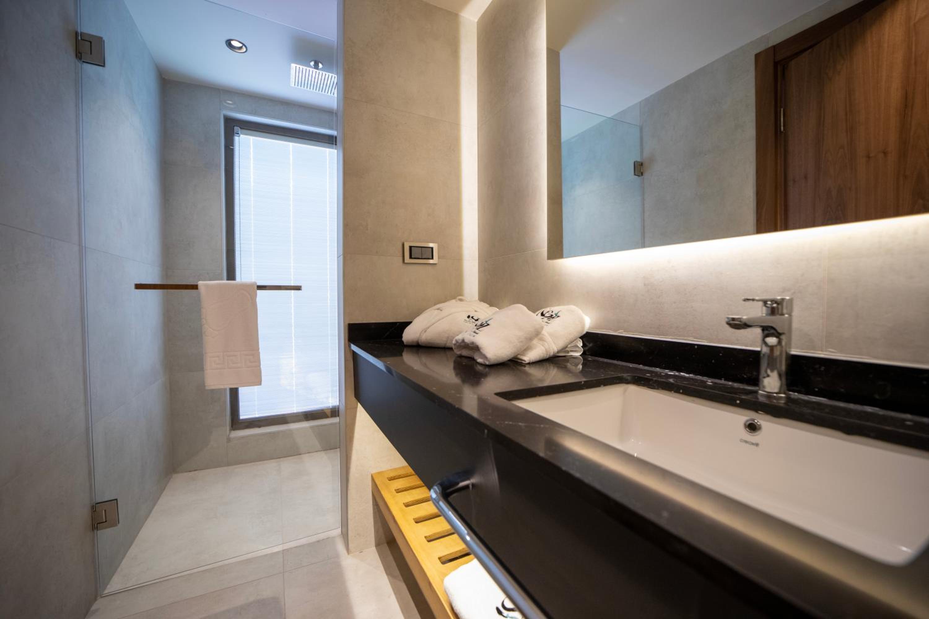 sezz hotels spa wellness yalikavak