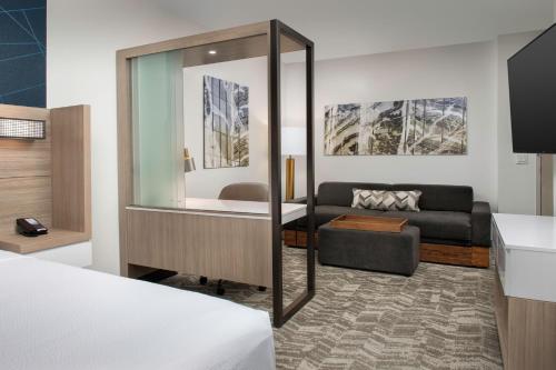 springhill suites by marriott cincinnati mason