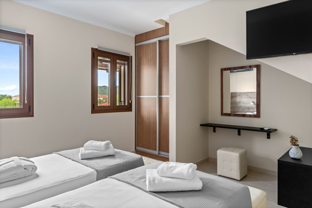 the dandy villas sivota
