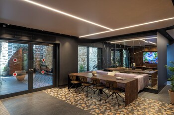 master bat yam aparthotel