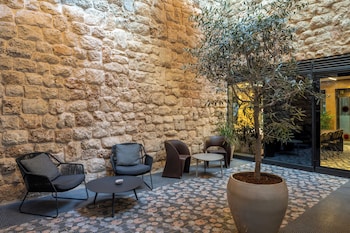 master bat yam aparthotel