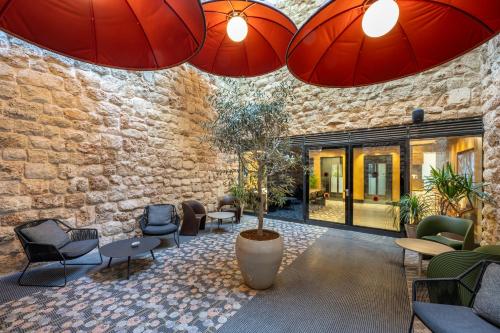 master bat yam aparthotel