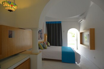 one resort aqua park and spa