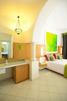 one resort aqua park and spa