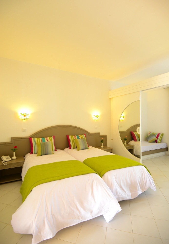 one resort aqua park and spa