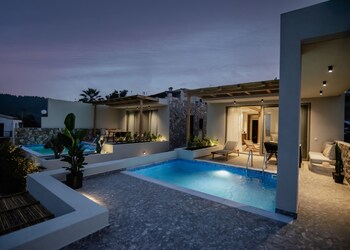 kaktus suites private pool