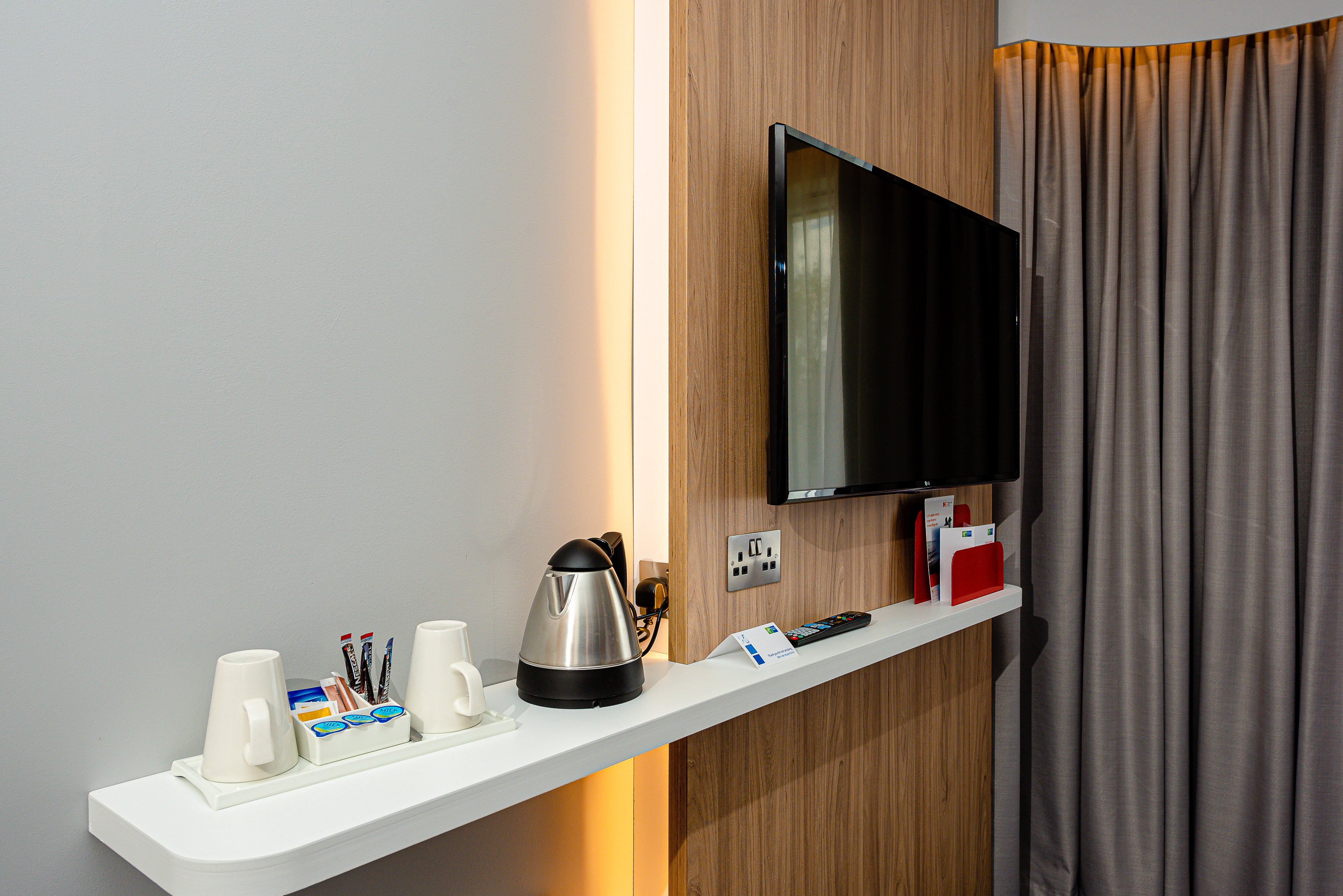 holiday inn express canterbury by ihg
