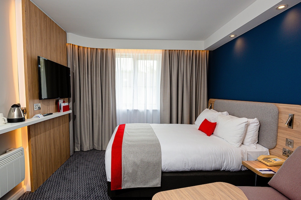 holiday inn express canterbury by ihg