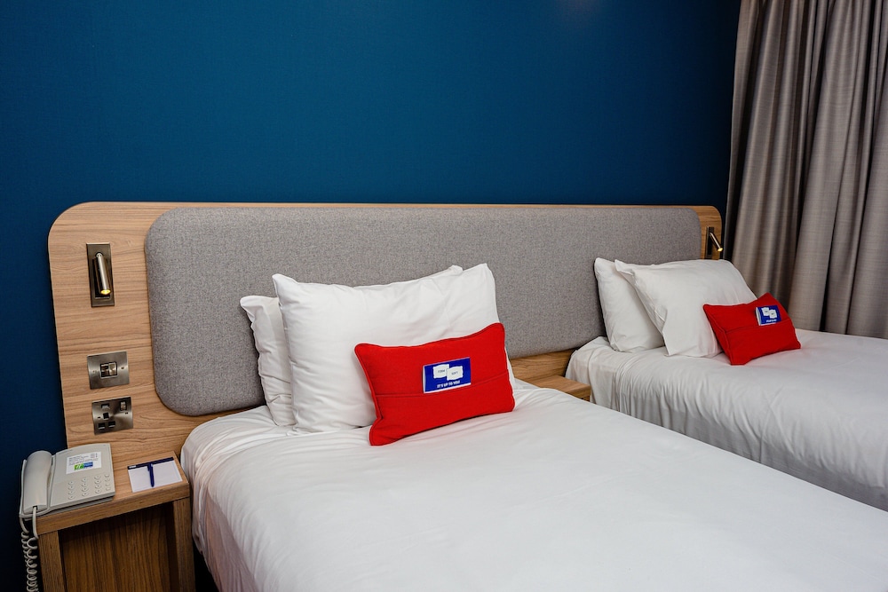 holiday inn express canterbury by ihg