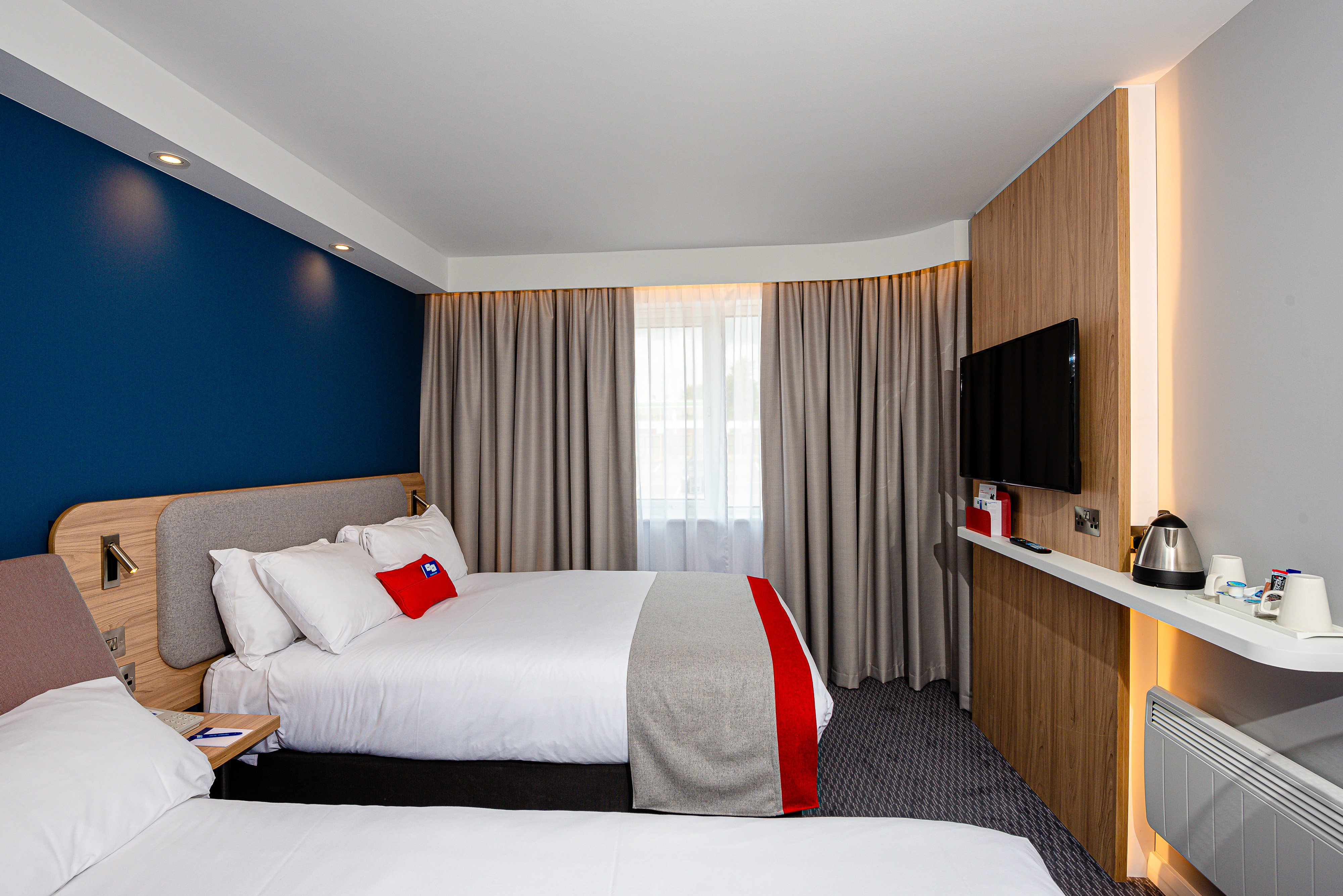 holiday inn express canterbury by ihg