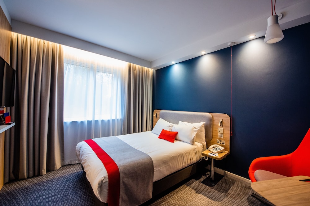 holiday inn express canterbury by ihg