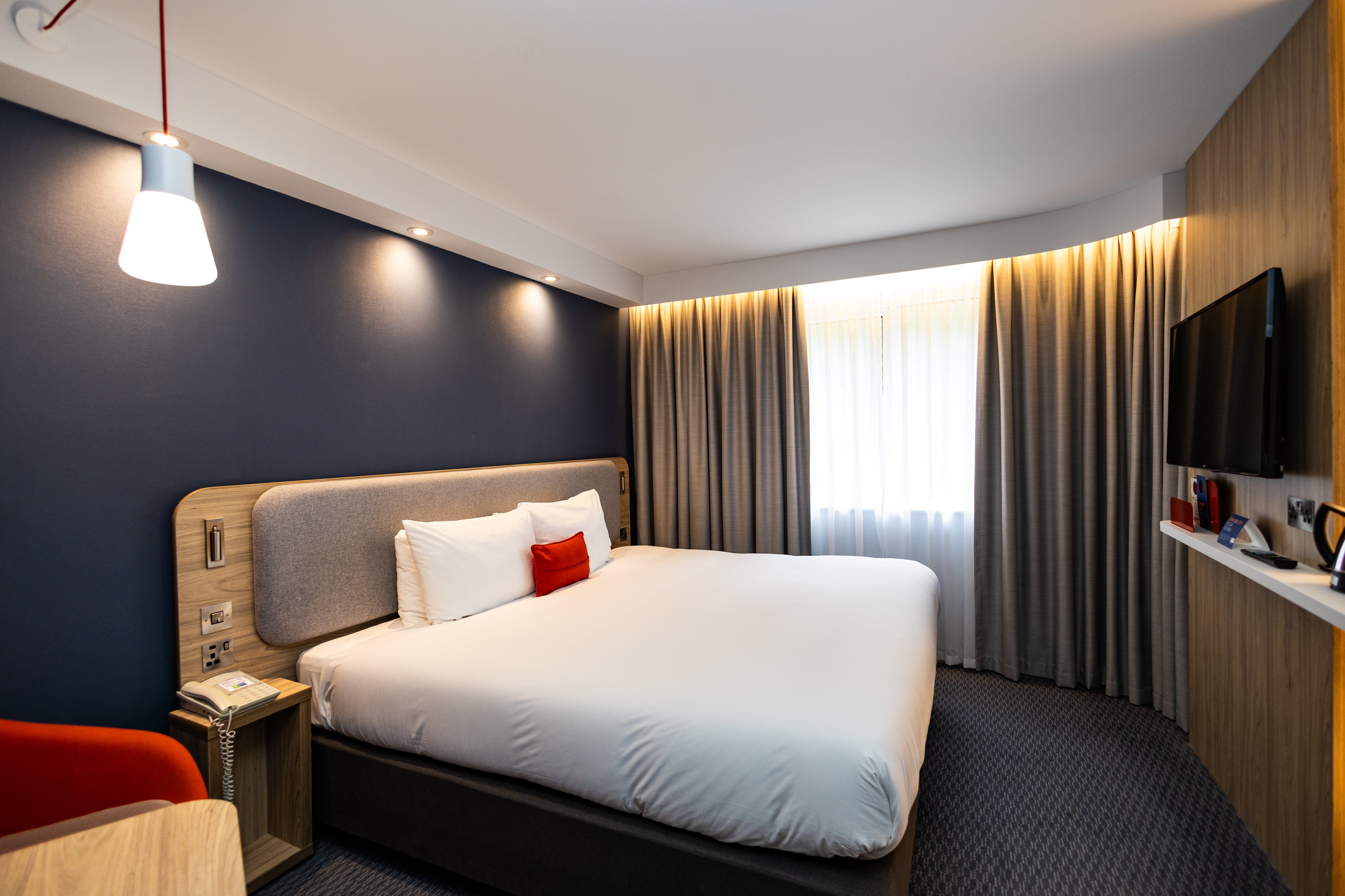 holiday inn express canterbury by ihg