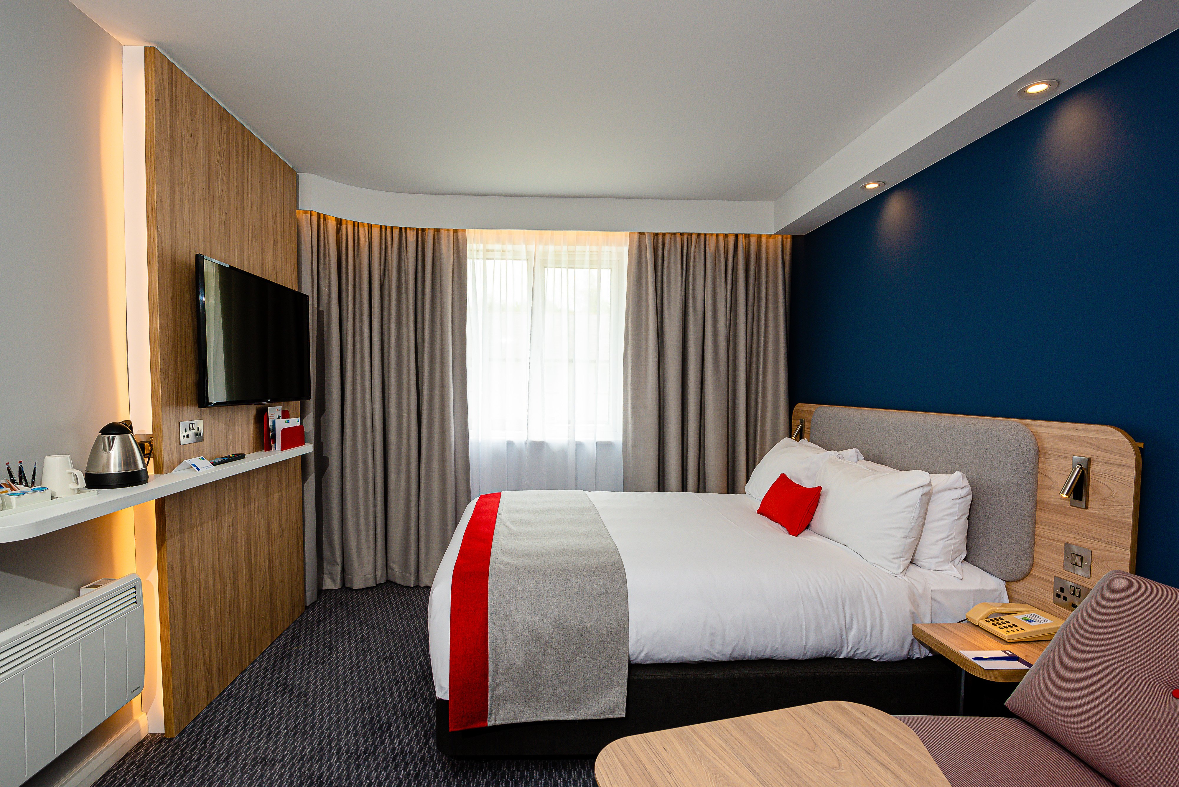 holiday inn express canterbury by ihg