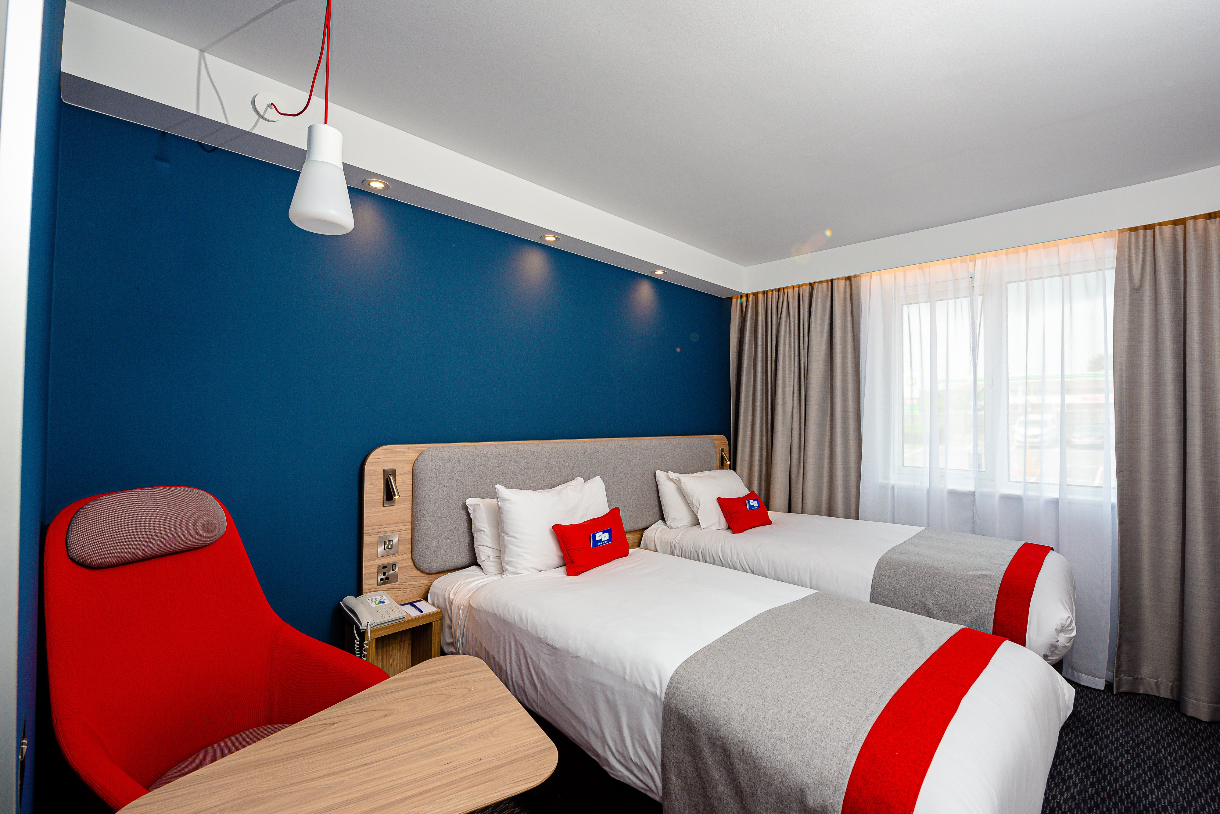 holiday inn express canterbury by ihg