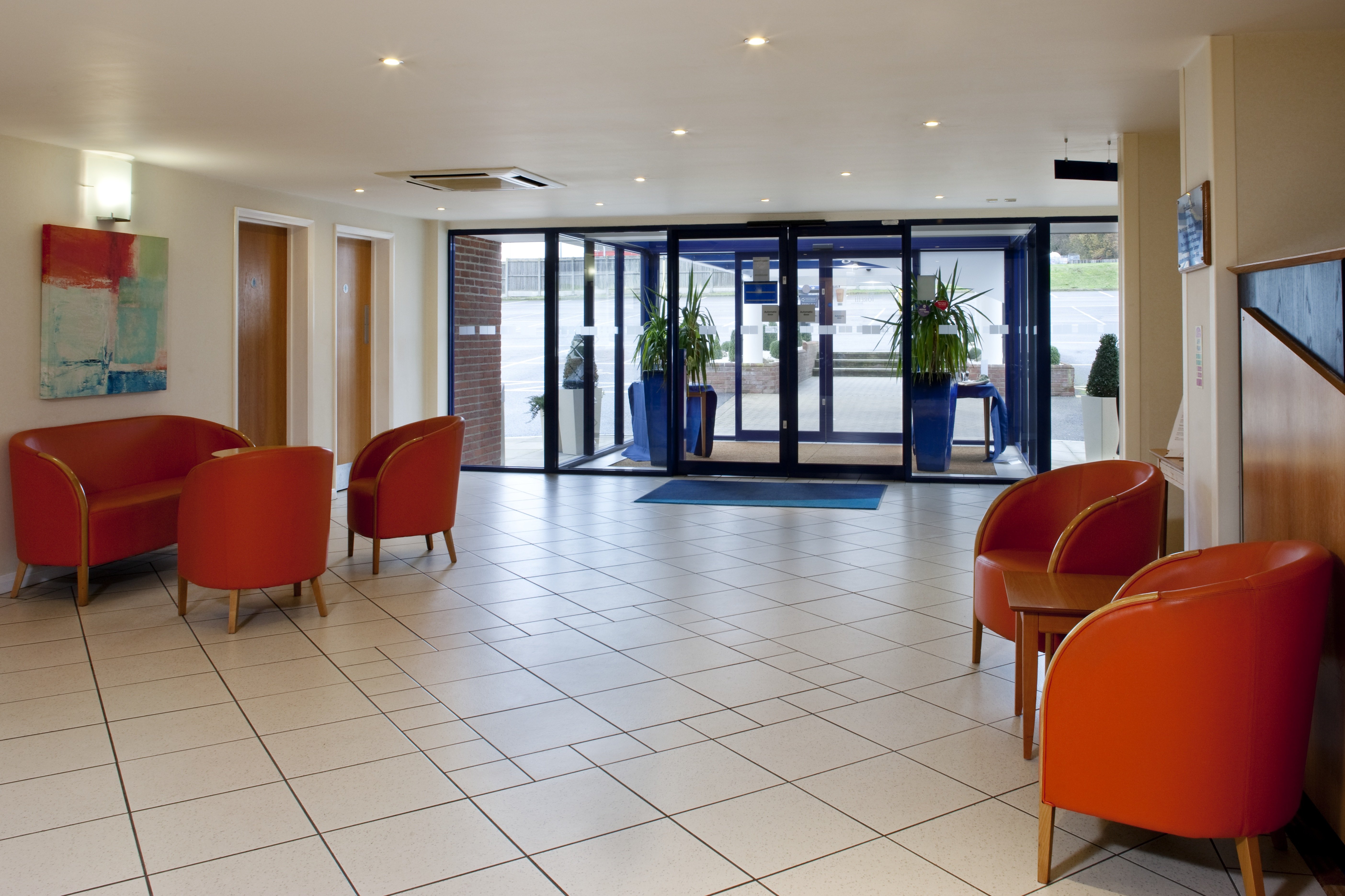 holiday inn express canterbury by ihg