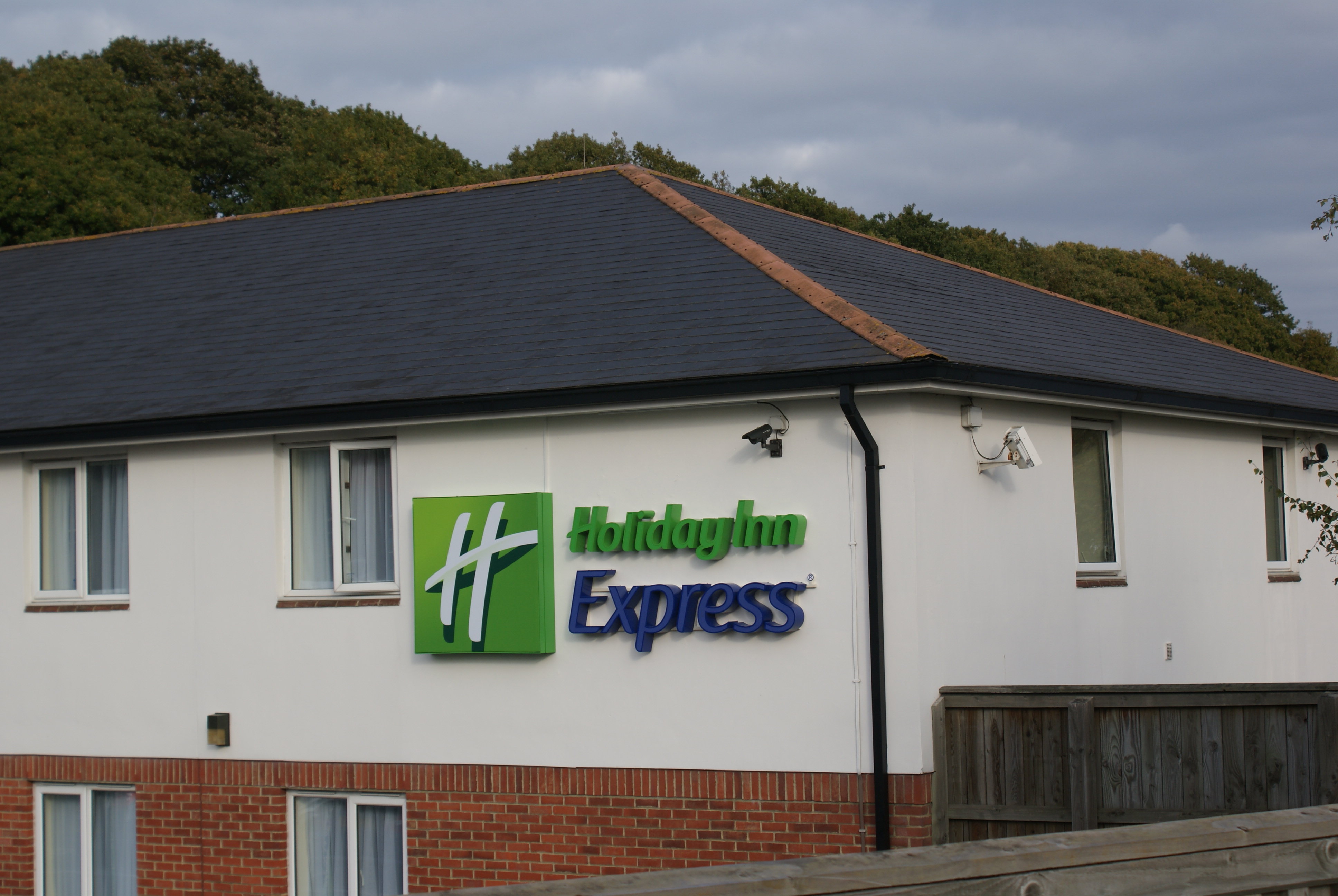 holiday inn express canterbury by ihg