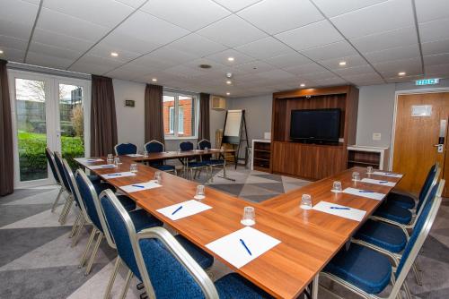holiday inn express canterbury by ihg