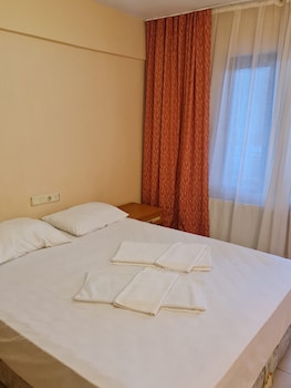 caner mountain hotel