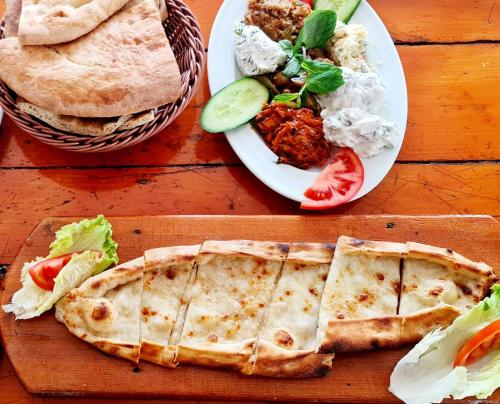 caner mountain hotel