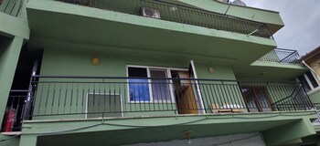 caner mountain hotel