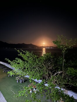 emmalyns paradise resort