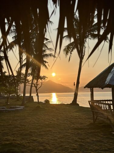 emmalyns paradise resort