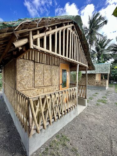 emmalyns paradise resort