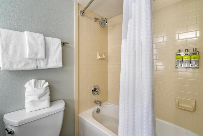 holiday inn express cape coral fort myers area by ihg