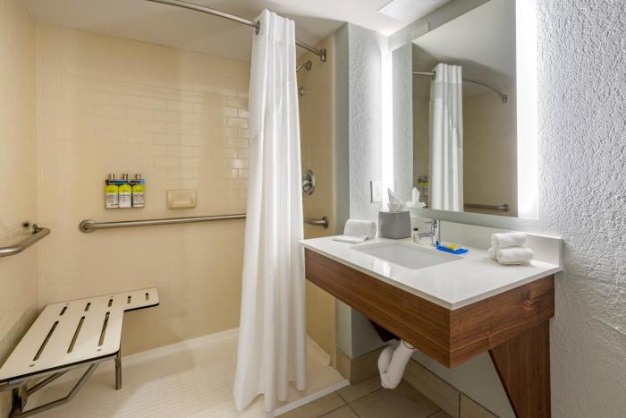holiday inn express cape coral fort myers area by ihg