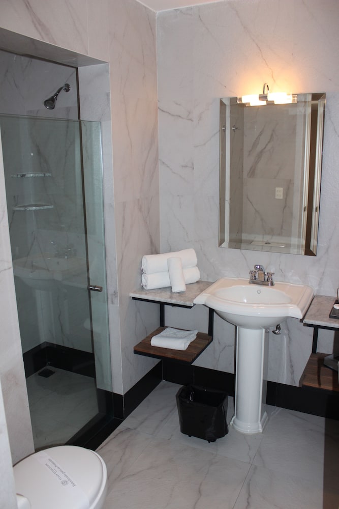 hotel plaza revolucion