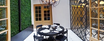 hotel plaza revolucion