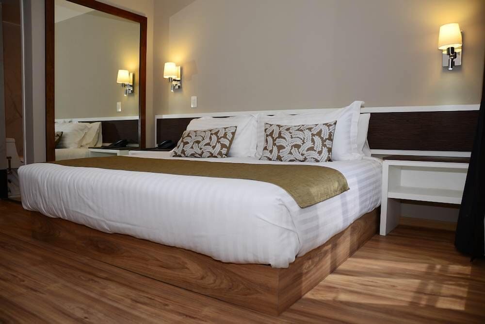 hotel plaza revolucion