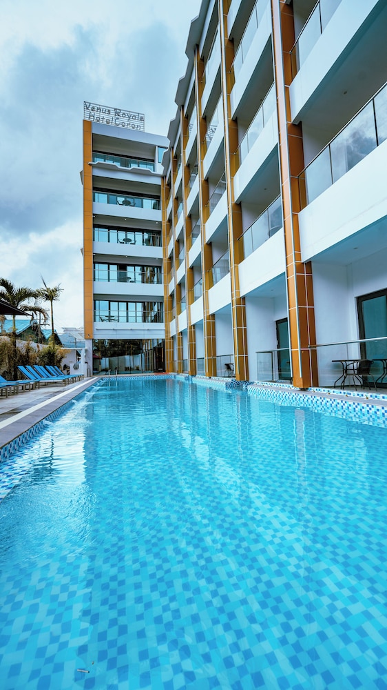 venus royale hotel
