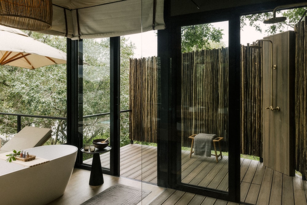 batoka zambezi sands