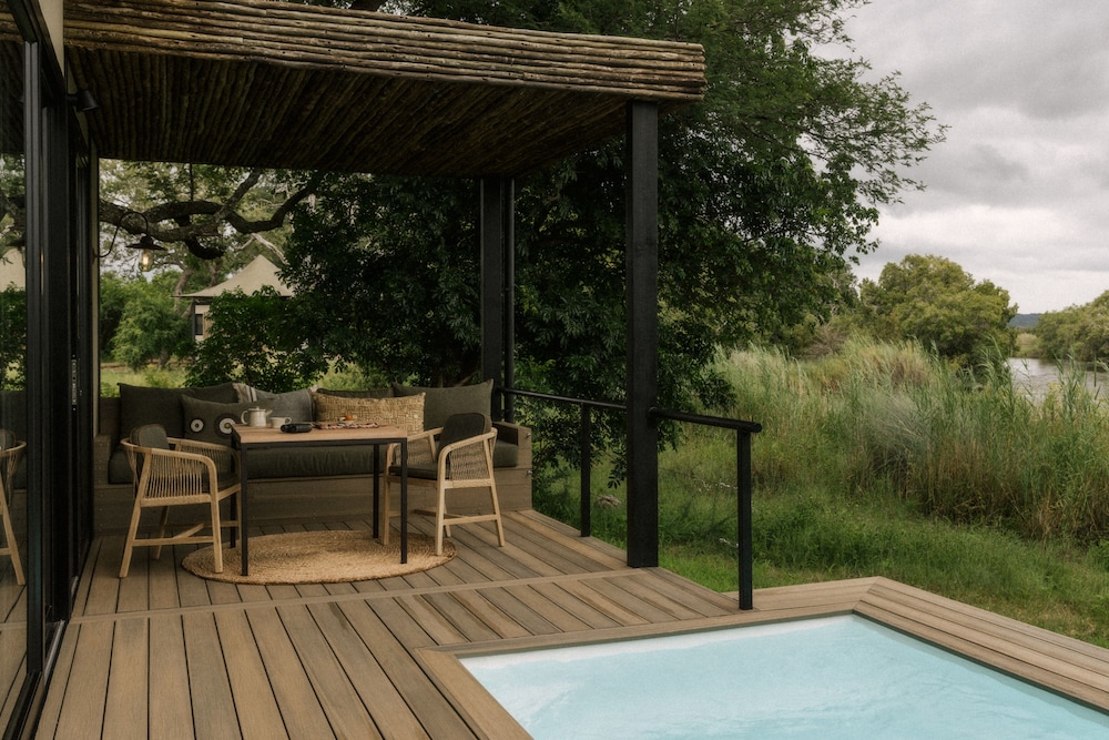 batoka zambezi sands