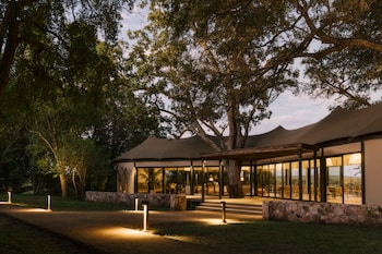 batoka zambezi sands