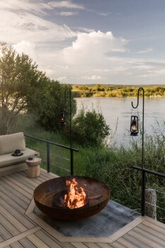 batoka zambezi sands