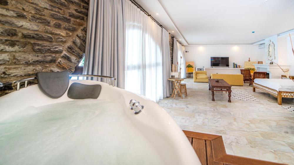 almina garden boutique