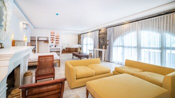 almina garden boutique