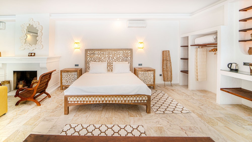 almina garden boutique