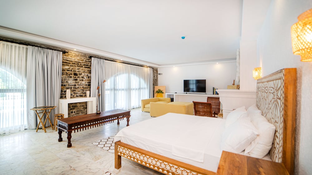 almina garden boutique