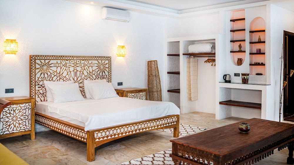 almina garden boutique