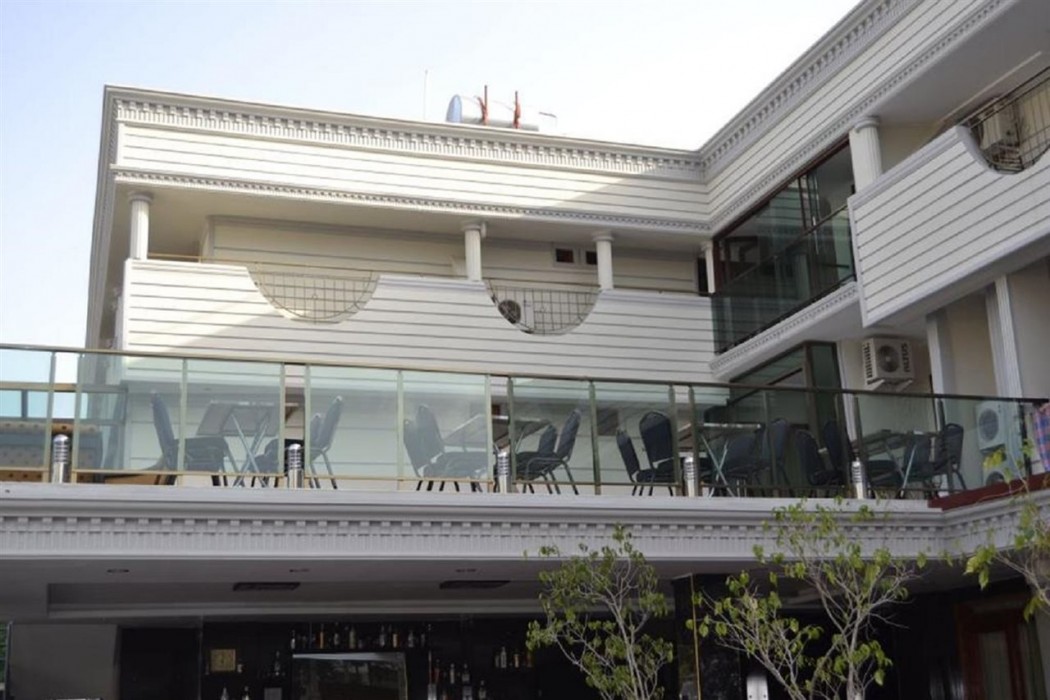 Britannia Hotel,,3 star