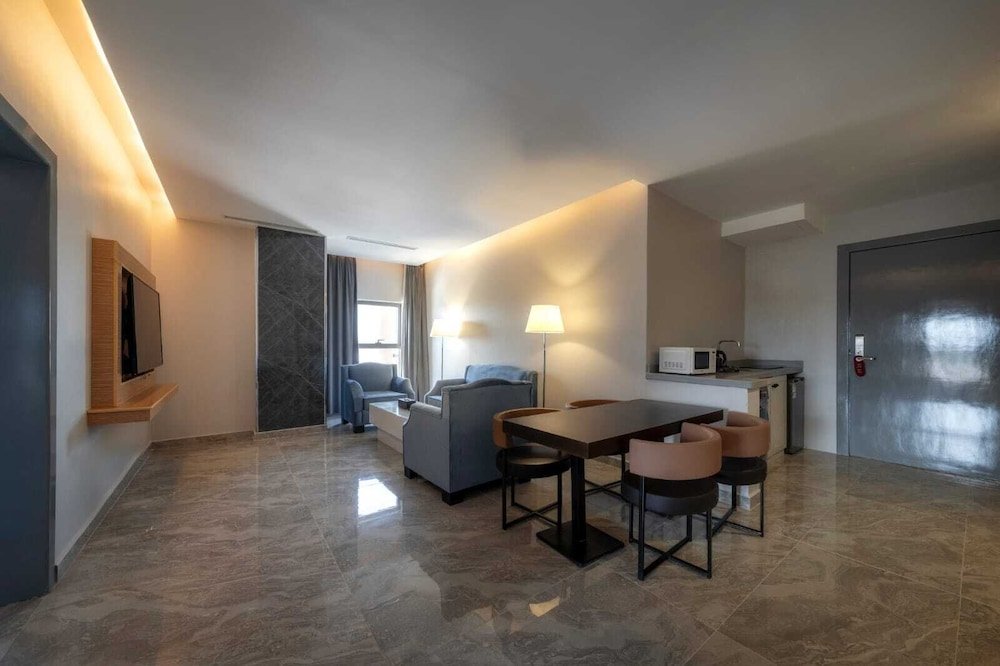 pearly hotel abha