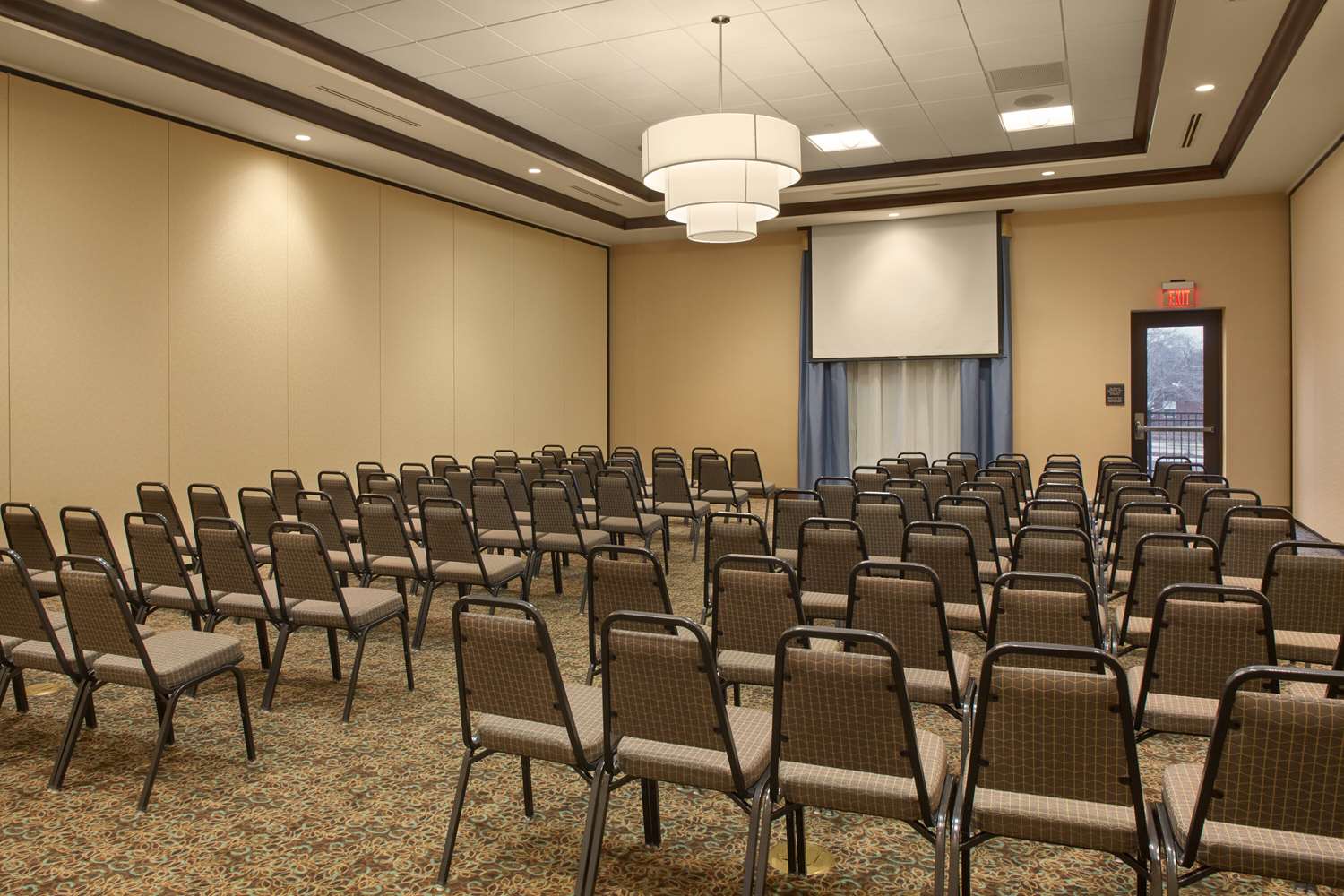 hilton garden inn akron