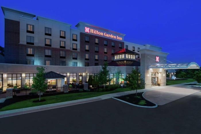 hilton garden inn akron