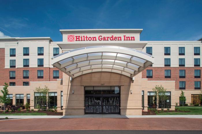 hilton garden inn akron